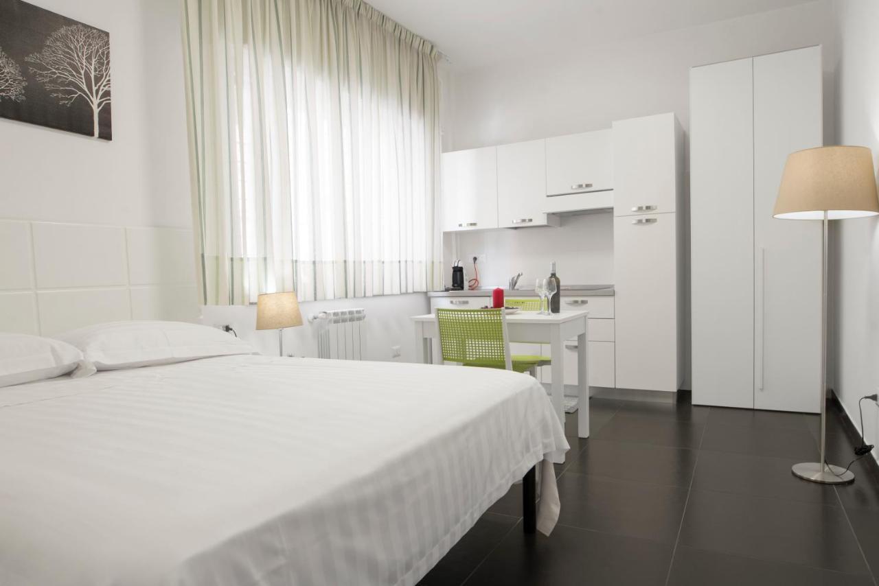 Acquaviva Apartments Naples Exterior photo